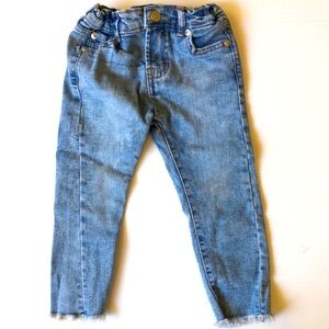 7 For All Mankind Toddler Jeans Elastic Adjustable Waist Raw Hem at Bottom sz 2T